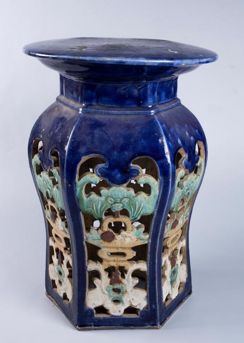 ASIENTO DE JARDÍN ESTILO ORIENTAL,