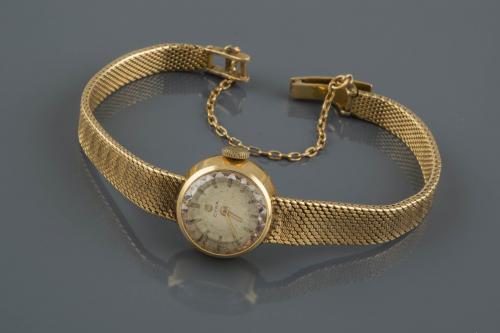 RELOJ CYMA