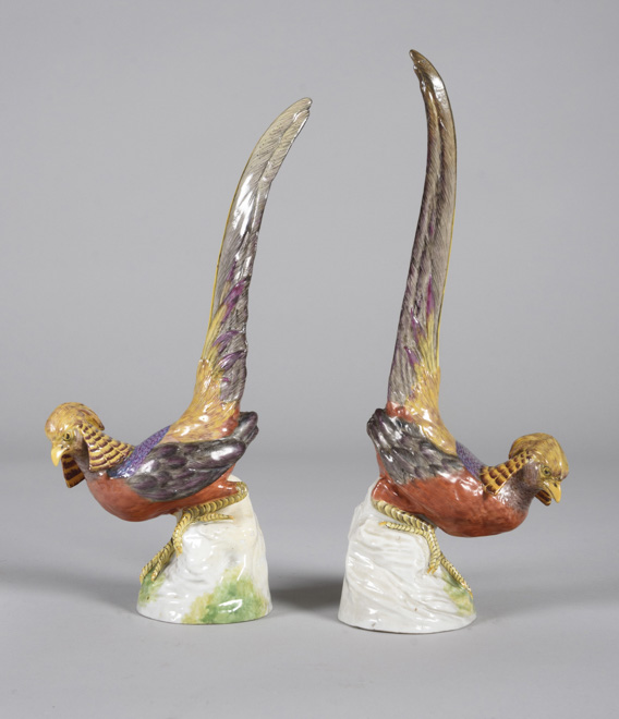 PAREJA DE AVES EN PORCELANA ORIENTAL 