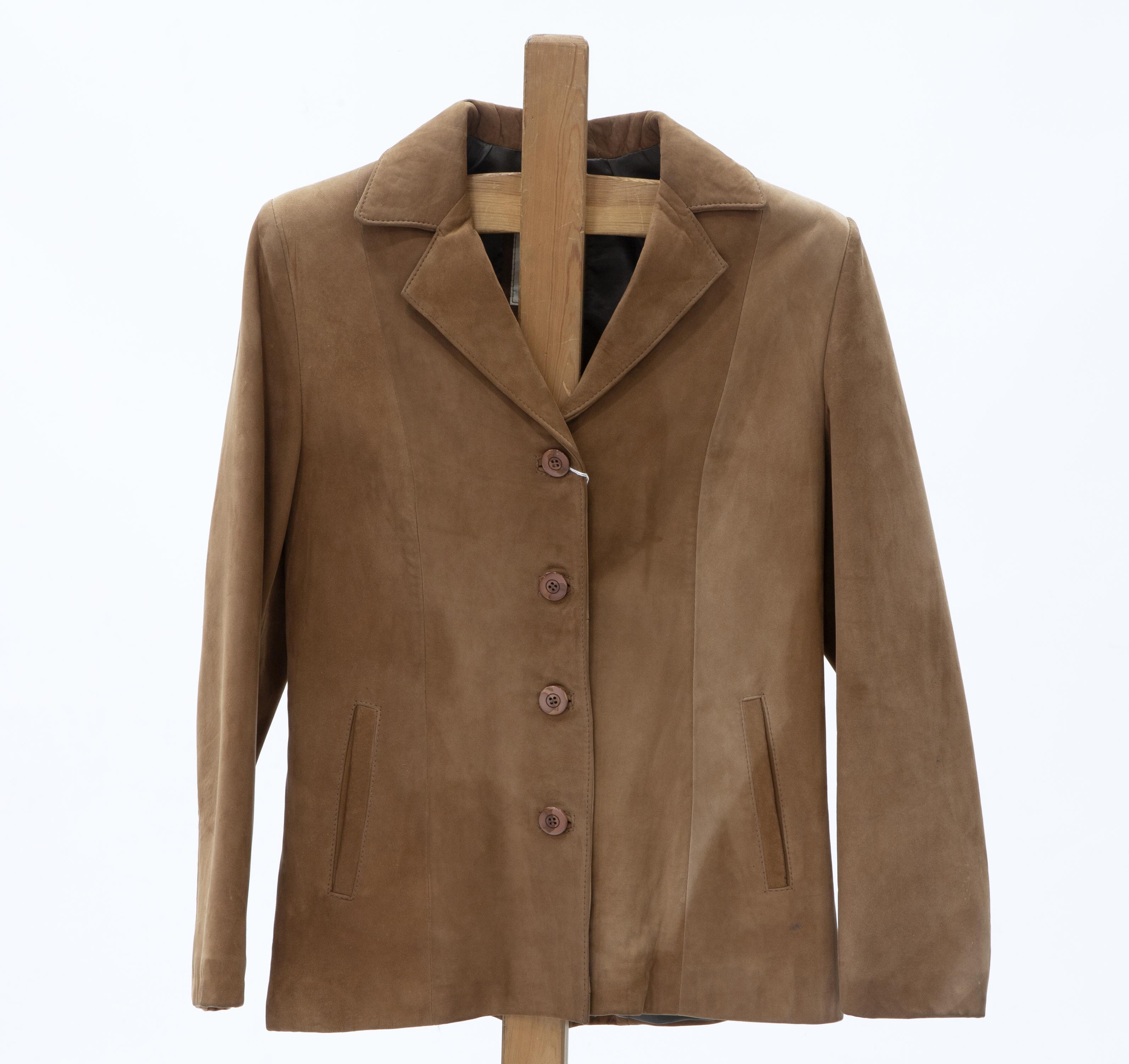 CHAQUETA DE MUJER EN ANTE COLOR CAMEL