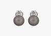 <span class='ref_item'>30 -</span> <span class="object_title">PENDIENTES "TÚ Y YO" CON BRILLANTES Y PERLAS TAHITÍ EN ORO 18 KT</span>  <p><span class="technical_description">Realizados en oro de 18 kt. En la parte superior formados por una pareja de diamantes talla brillante engastados en garras, peso total aproximado: 0.70 ct. Rematados por perlas Tahití calibradas con diámetro de 9.5 mm. Sistema de cierre omega. </span><br>Peso: <span class="PESO_HCES1">5,70</span> <span class="PESOUMED_HCES1">gr.</span><br></p>