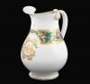 <span class='ref_item'>204 -</span> <span class="object_title">IMPORTANTE JARRA DE PORCELANA FRANCESA</span>   <p><span class="technical_description">Con decoración dorada y policromada de flores y vides, con iniciales "CH" en el centro.<br/>28 cm. Con piquetes en la boca. <br/>Marca en la base. Restauración en la base. </span><br></p>