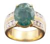 <span class='ref_item'>146 -</span> <span class="object_title">SORTIJA EN ORO 18KT, ESMERALDA Y DIAMANTES</span>  <p><span class="technical_description">Sortija realizada en oro de 18kt. Con esmeralda central en talla oval engastada en garras, con un peso total aprox de3.75ct. A los lados carriles de diamantes, con un peso total aprox de 0.50ct <br/>Medida Sortija: 13</span><br>Peso: <span class="PESO_HCES1">8,50</span> <span class="PESOUMED_HCES1">gr.</span><br></p>