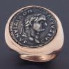 <span class='ref_item'>78 -</span>  <span class="description">SORTIJA ZINGARA ABIERTA EN PLATA ROSADA CON REPRODUCCIÓN DE MONEDA ROMANASortija zingara abierta en plata rosa con moneda </span>  