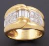 <span class='ref_item'>203 -</span> <span class="object_title">SORTIJA REALIZADA EN ORO DE 18KT Y DIAMANTES </span>  <p><span class="technical_description">Sortija ancha realizada en oro de 18kt con diamantes en talla brillante y baguette de peso total aprox 2.50 ct<br/>Medida Sortija: 14</span><br>Peso: <span class="PESO_HCES1">9</span> <span class="PESOUMED_HCES1">gr.</span><br></p>