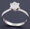 <span class='ref_item'>102 -</span>  <span class="object_title">SOLITARIO EN ORO DE 18KT. CON DIAMANTE DE APROX 0.65 CT. </span><br><span class="technical_description">Solitario en oro de 18kt. con un diamante central en talla brillante engastado por seis garras, con un peso total aprox de 0.65 ct. <br/>Color y pureza estimado: IJ-VS.</span>  