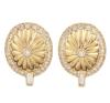 <span class='ref_item'>91 -</span> <span class="object_title">PENDIENTES EN ORO 18KT Y DIAMANTES</span>  <p><span class="technical_description">Pareja de pendientes realizados en oro de 18kt, con contraste. Con diamante central sobre motivo gallonado, en talla brillante engastado en chatón, orlado por diamantes en talla brillante engastados en grano y detalle de diamantes en talla baguette en parte inferior. <br/>Peso total aprox de los diamantes 0.95ct. <br/>Cierre: Omega</span><br>Peso: <span class="PESO_HCES1">12,40</span> <span class="PESOUMED_HCES1">gr.</span><br></p>
