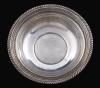 <span class='ref_item'>283 -</span> <span class="object_title">PEQUEÑO RECIPIENTE DE PLATA</span>  <p><span class="technical_description">Pequeño recipiente realizado en plata con alero calado.</span><br>Peso: <span class="PESO_HCES1">79,50</span> <span class="PESOUMED_HCES1">gr.</span><br></p>