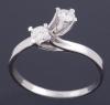 <span class='ref_item'>36 -</span> <span class="object_title">ANILLO EN ORO 18 KT CON DIAMANTES </span>  <p><span class="technical_description">Anillo tu y yo realizado en oro 18 kt con dos diamantes talla brillante de un peso total aproximado de 0.20ct engastados en garra. </span><br>Peso: <span class="PESO_HCES1">2,50</span> <span class="PESOUMED_HCES1">gr.</span><br></p>