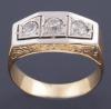 <span class='ref_item'>142 -</span> <span class="object_title">TRESILLO EN ORO BICOLOR 18 KT </span>  <p><span class="technical_description">Tresillo realizado en oro bicolor de 18 kt con tres diamantes talla brillante con un peso total aproximado de 0.58 ct.<br/>Medida Sortija: 13</span><br>Peso: <span class="PESO_HCES1">6,10</span> <span class="PESOUMED_HCES1">gr.</span><br></p>
