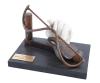 <span class='ref_item'>237 -</span> <span class="object_title">VIOLIN, 2005</span>   <p><span class="author">ANTHONY CARO (Reino Unido, 1924-2013)</span> <br><span class="technical_description">Escultura realizada en acero y porcelana. Con base de pizarra<br/>Con certificado de Anthony Caro (T0176) <br/>Adquirida durante la exposición celebrada el día 10 de febrero de 2006 al 15 de marzo de 2006 en la Joyería Grassi, Madrid. <br/>Medidas: 19 x 26 x 19 cm<br/>Estimación de mercado: 7.000&euro; - 8.000&euro;</span><br></p>