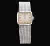 <span class='ref_item'>18 -</span> <span class="object_title">RELOJ OMEGA DE SEÑORA EN ORO DE 18KT</span>  <p><span class="technical_description">Reloj Omega de señora en oro de 18kt. Realizado en oro de 18kt con esfera rectangular y pulsera en oro. Cierre pestaña y cadena de seguridad. Cuerda manual. No funciona.</span><br>Peso: <span class="PESO_HCES1">42,80</span> <span class="PESOUMED_HCES1">gr.</span><br></p>