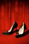 <span class='ref_item'>111 -</span> <span class="object_title">Stiletto Black Talla 40</span>  <p><span class="model">TALLA 40</span><br><span class="technical_description">El Stiletto GC está elaborado de ante de cabra de pelo corto con origen Italia. El zapato se sustenta sobre un tacón de 9,5 cms de alto. <br/>Elaboración 100% artesanal fabricado en España (Elda).<br/>En cuando a los materiales utilizados para el interior, se ha optado por el forro de cabra, mientras que la suela es de cuero natural tostado semi lúcido.<br/>Para mayor comodidad, la suela lleva incorporada una almohadilla de gel confort de 4mm.<br/>El adorno en color dorado es de níquel eco free.<br/> <br/> </span><br></p>