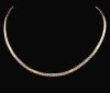 <span class='ref_item'>44 -</span> <span class="object_title">GARGANTILLA EN ORO BICOLOR DE 18KT Y DIAMANTE</span>  <p><span class="technical_description">Gargantilla realizada en oro bicolor de 18kt con eslabón fantasía plano con tres motivos cuajados de pequeños brillantes.<br/>Cierre: Caja con pestaña y ocho de seguridad<br/>Longitud: 40cm</span><br>Peso: <span class="PESO_HCES1">35,40</span> <span class="PESOUMED_HCES1">gr.</span><br></p>