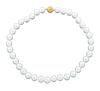 <span class='ref_item'>165 -</span> <span class="object_title">COLLAR DE IMITACIÓN DE PERLAS BLANCAS</span>  <p><span class="technical_description">Collar de cuentas redondas de imitación de perlas en color blanco calibradas en 10mm. Cierre chapado en dorado, adornado con circonitas.<br/>Longitud: 44cm</span><br>Peso: <span class="PESO_HCES1">80,20</span> <span class="PESOUMED_HCES1">gr.</span><br></p>