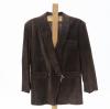<span class='ref_item'>111 -</span> <span class="object_title">CHAQUETA DE MUJER EN ANTE COLOR MARRÓN</span>   <p><span class="technique_material">Ante</span><br><span class="technical_description">Talla: M<br/> </span><br></p>