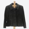 <span class='ref_item'>28 -</span> <span class="object_title">CHAQUETA DE MUJER EN ANTE VERDE</span> <span class="technique_material">Ante</span>   <p><span class="object_title">CHAQUETA DE MUJER EN ANTE VERDE</span><br><span class="technique_material">Ante</span><br><span class="technical_description">Botones forrados<br/>Talla: M</span><br></p>