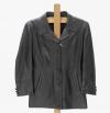 <span class='ref_item'>38 -</span> <span class="object_title">CHAQUETA DE MUJER EN CUERO NEGRO</span> <span class="technique_material">Cuero</span>   <p><span class="object_title">CHAQUETA DE MUJER EN CUERO NEGRO</span><br><span class="technique_material">Cuero</span><br><span class="technical_description">Talla: M</span><br></p>