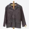 <span class='ref_item'>43 -</span> <span class="object_title">CHAQUETA DE HOMBRE EN CUERO MARRÓN</span> <span class="technique_material">Cuero</span>   <p><span class="object_title">CHAQUETA DE HOMBRE EN CUERO MARRÓN</span><br><span class="technique_material">Cuero</span><br><span class="technical_description">Forro interior con estampado escocés<br/>Talla: M</span><br></p>