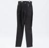 <span class='ref_item'>60 -</span> <span class="object_title">PANTALÓN DE MUJER EN CUERO COLOR MARRÓN</span> <span class="technique_material">Cuero</span>   <p><span class="object_title">PANTALÓN DE MUJER EN CUERO COLOR MARRÓN</span><br><span class="technique_material">Cuero</span><br><span class="technical_description">Talla: 36<br/> </span><br></p>