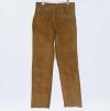 <span class='ref_item'>89 -</span> <span class="object_title">PANTALÓN DE MUJER EN ANTE COLOR OCRE </span>   <p><span class="technique_material">Cuero</span><br><span class="technical_description">Con bolsillo cerillero. <br/>Talla: M<br/> </span><br></p>
