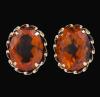 <span class='ref_item'>78 -</span> <span class="object_title">PENDIENTES EN ORO DE 18KT Y CITRINOS</span>  <p><span class="technical_description">Pareja de pendientes realizados en oro de 18kt con dos citrinos en talla oval engastados en garra con un peso total aprox de 4ct<br/>Cierre: Siliconas</span><br>Peso: <span class="PESO_HCES1">1,60</span> <span class="PESOUMED_HCES1">gr.</span><br></p>