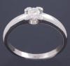 <span class='ref_item'>142 -</span> <span class="object_title">SOLITARIO EN ORO DE 18KT Y DIAMANTE</span>  <p><span class="technical_description">Sortija solitario realizado en oro de 18kt con un diamante central en talla brillante engastado en garra baja con un peso total aprox de 0,25ct<br/>Medida Sortija: 18</span><br>Peso: <span class="PESO_HCES1">4,10</span> <span class="PESOUMED_HCES1">gr.</span><br></p>