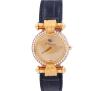 <span class='ref_item'>39 -</span> <span class="object_title">RELOJ DE SEÑORA CARRERA Y CARRERA EN ORO 18KT, DIAMANTES Y CORREA DE PIEL. CUARZO</span>  <p><span class="technical_description">Reloj de pulsera para señora marca Carrera y Carrera, realizado en oro de 18kt. Movimiento de cuarzo. Esfera dorada, de 25mm, con diamantes a las 3, 6 y 9. Bisel cuajado de Diamantes en talla brillante en bisel, corona y ojos de las cabezas de los felinos, con peso total aprox 0.81ct. Correa de piel de cocodrilo, en azul marino, original de la firma. Cierre de hebilla en oro de 18kt. Nº 305-197726. En estado de marcha.<br/>Medida correa: 20,5 cm</span><br>Peso: <span class="PESO_HCES1">37,50</span><br></p>