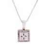 <span class='ref_item'>87 -</span> <span class="object_title">COLGANTE EN ORO 18KT Y DIAMANTES CON CADENA EN PLATA 925</span>  <p><span class="technical_description">Colgante realizado en oro de 18kt con diseño cuadrado y reasa. Compuesto por diamantes en talla brillante, con 4 en el centro enmarcados en bisel liso y otros en orla cuadrada engastados en grano, con un peso total aprox de todos los diamantes de 0.20ct. La cadena en plata 925 de eslabón forxat.<br/>Cierre: Reasa<br/>Medidas colgante: 1,3 x 1,3cm<br/>Longitud de la cadena: 60cm<br/>Peso colgante: 5,5gr<br/>Peso cadena: 3,90gr</span><br></p>