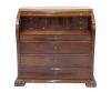 <span class='ref_item'>238 -</span> <span class="object_title">MUEBLE SECRETER ESTILO BIEDERMEIER EN MADERA DE ROBLE, FF S.XIX</span>   <p><span class="technical_description">Austero mueble realizado en madera con bocallaves en metal dorado. Tapa superior abatible, en cuyo interior guarda nueve cajones de diversos tamaños, junto con un compartimento central con cerradura. Cuerpo inferior conformado por tres grandes cajones. <br/>Con tres tipos de llaves.</span><br><span class="ALTO_HCES1">114</span>x<span class="ANCHO_HCES1">123</span>x<span class="GRUESO_HCES1">60 </span><span class="GRUESOUMED_HCES1">cm.</span></p>