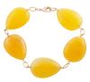 <span class='ref_item'>118 -</span> <span class="object_title">PULSERA DE ÁGATAS AMARILLAS Y METAL DORADA</span>  <p><span class="technical_description">Pulsera realizada en metal dorado. Formado por 5 grandes tallas de ágatas amarillas con forma de perilla<br/>Cierre: Mosquetón<br/>Longitud: 22cm</span><br>Peso: <span class="PESO_HCES1">47,50</span> <span class="PESOUMED_HCES1">gr.</span><br></p>