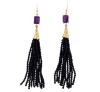 <span class='ref_item'>268 -</span> <span class="object_title">PENDIENTES EN PLATA DE LEY CHAPADA EN ORO, AMATISTAS Y ESPINELAS NEGRAS</span>  <p><span class="technical_description">Pendientes largos con movimiento realizados en plata de ley chapada en oro, con contraste. Formados por amatistas en su parte superior, en talla rectangular. Casquillo colgante con 10 tiras cada pendiente, compuestas por tallas facetadas de espinelas negras<br/>Cierre: Gancho<br/>Longitud: 9cm</span><br>Peso: <span class="PESO_HCES1">8,60</span> <span class="PESOUMED_HCES1">gr.</span><br></p>