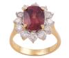 <span class='ref_item'>77 -</span> <span class="object_title">SORTIJA EN ORO 18KT, ZIRCÓN ROSADO Y  DIAMANTES</span>  <p><span class="technical_description">Sortija realizada en oro de 18kt con zircón natural sin tratar en color rosado, en talla oval engastado en garras, con peso total aprox de 6.10ct. Orla de diamantes, en talla brillante engastados garras, con un peso total aprox de 1.80ct.<br/>Medida Sortija: 13</span><br>Peso: <span class="PESO_HCES1">6,8</span> <span class="PESOUMED_HCES1">gr.</span><br></p>