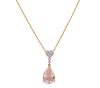 <span class='ref_item'>205 -</span> <span class="description">COLGANTE Y CORDÓN EN ORO BICOLOR 18KT, MORGANITA Y DIAMANTES</span>  <p><span class="description">Colgante y cordón de eslabón retorcido realizados en oro bicolor de 18kt. El colgante adornado con diamantes en talla brillante con vistas en blanco y peso total aprox de 0.60ct. Remata gran talla de berilo morganita con forma de gota y peso aprox 10ct.<br>Cierre: Mosquetón<br>Longitud de la cadena: 40cm<br>Peso: 10 gr.</span></p>
