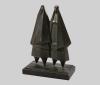 <span class='ref_item'>202 -</span> <span class="object_title">FIGURAS, 1969</span>   <p><span class="author">SEBASTIAO QUINTINO (Portugal, 1940)</span> <br><span class="technical_description">Bronce patinado y base de mármol gris<br/>Firmado y fechado "Quintino 69" parte trasera.</span><br><span class="ALTO_HCES1">27</span>x<span class="ANCHO_HCES1">10</span>x<span class="GRUESO_HCES1">19 </span><span class="GRUESOUMED_HCES1">cm.</span></p>