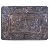 <span class='ref_item'>243 -</span> <span class="object_title">RELIEVE MITOLÓGICO, FRANCIA S.XIX</span>   <p><span class="technical_description">Realizado en metal plateado con relieves de escenas mitológicas. Se representa una escena al dios Baco rodeado por las musas y Putti, con bordes decorados con relieves vegetales.<br/>Medidas: 36 x 49cm<br/> </span><br></p>