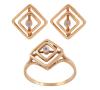 <span class='ref_item'>209 -</span> <span class="object_title">CONJUNTO DE PENDIENTES Y SORTIJA EN ORO 18KT Y DIAMANTES</span>  <p><span class="technical_description">Conjunto de pareja de pendientes y sortija realizados en oro de 18kt. Con diseño cuadrado con un diamante cada uno en talla brillante con peso total aprox 0.03ct<br/>Cierre Pendientes: Ballestilla con adaptador de silicona<br/>Medida Sortija: 14</span><br>Peso: <span class="PESO_HCES1">5</span> <span class="PESOUMED_HCES1">gr.</span><br></p>