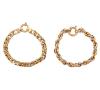 <span class='ref_item'>97 -</span> <span class="object_title">DOS PULSERAS EN ORO 18KT</span>  <p><span class="technical_description">Lote de dos pulseras realizadas en oro de 18kt. Una de ellas con eslabón fantasía plano y otra de eslabón rizado<br/>Cierre: Reasa marinera<br/>Longitud: 18cm cada una</span><br>Peso: <span class="PESO_HCES1">31,40</span> <span class="PESOUMED_HCES1">gr.</span><br></p>