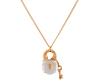<span class='ref_item'>108 -</span> <span class="object_title">COLGANTE Y CADENA SVAROVSKI EN METAL CHAPADO EN ORO Y CRISTAL</span>  <p><span class="technical_description">Colgante y cadena de la marca Svaroski realizados en metal chapado en oro. El colgante con forma de candado y llave colgante, con cristal de la marca. Cadena barbada. Con caja original<br/>Cierre: Mosquetón<br/>Longitud de la cadena: 50cm</span><br>Peso: <span class="PESO_HCES1">9,50</span> <span class="PESOUMED_HCES1">gr.</span><br></p>