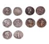 <span class='ref_item'>135 -</span> <span class="object_title">LOTE DE CINCO MONEDAS DEL IMPERIO ROMANO EN PLATA </span>  <p><span class="technical_description">Denario de Caracalla con virtud en el reverso FELICIT AS AVG (205 d. C) Peso: 3, 0gr.<br/>Denario de Antonino Pío con virtud en el reverso CLEMEN TIA AVG (140 d. C) Peso: 2,7gr.<br/>Denario de Claudio con arco del triunfo y alegorías en el reverso DEGERMANIS (40-42 d. C) Peso: 2, 5gr.<br/>Denario de Faustina II Augusta con diosa Diana en el reservo (147-175 d. C) Peso: 2, 7gr.<br/>Siliqua de Valentiniano con dios Marte en el reverso (364-367 d. C) Peso: 1,7 gr.</span><br></p>