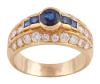 <span class='ref_item'>89 -</span> <span class="object_title">SORTIJA EN ORO 18KT, ZAFIROS Y DIAMANTES</span>  <p><span class="technical_description">Sortija realizada en oro de 18kt. Zafiro central en talla oval y 4 zafiros en talla carré, todos con peso total aprox 0.85ct y diamantes en talla brillante con peso total aprox 1.55ct<br/>Medida Sortija: 20</span><br>Peso: <span class="PESO_HCES1">9</span> <span class="PESOUMED_HCES1">gr.</span><br></p>