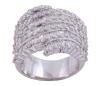 <span class='ref_item'>195 -</span> <span class="object_title">SORTIJA EN ORO 18KT Y DIAMANTES</span>  <p><span class="technical_description">Sortija realizada en oro de 18kt. Diseño de bandas y carriles ondulados y adornados por diamantes en talla brillante y baguette con peso total aprox 3.03ct<br/>Medida Sortija: 15</span><br>Peso: <span class="PESO_HCES1">15,30</span> <span class="PESOUMED_HCES1">gr.</span><br></p>