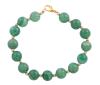 <span class='ref_item'>44 -</span> <span class="object_title">PULSERA CON JADE Y CHAPADO EN ORO</span>  <p><span class="technical_description">Pulsera formada por cuentas esféricas de jade verde alternadas con bolitas chapadas en oro<br/>Cierre: Mosquetón, chapado en oro<br/>Longitud: 19cm </span><br>Peso: <span class="PESO_HCES1">20,20</span> <span class="PESOUMED_HCES1">gr.</span><br></p>