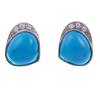 <span class='ref_item'>117 -</span> <span class="object_title">PENDIENTES EN ORO BICOLOR 18KT, TOPACIOS Y DIAMANTES</span>  <p><span class="technical_description">Pareja de pendientes realizados en oro bicolor de 18kt. Cabujones de topacios con peso total aprox 5.50ct y diamantes en talla brillante con peso total aprox 0.06ct<br/>Cierre: Presión (en oro amarillo)<br/>Longitud: 3cm</span><br>Peso: <span class="PESO_HCES1">3,90</span> <span class="PESOUMED_HCES1">gr.</span><br></p>