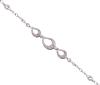 <span class='ref_item'>239 -</span> <span class="object_title">PULSERA ZOUGHAIB EN ORO 18KT Y DIAMANTES</span>  <p><span class="technical_description">Pulsera realizada en oro de 18kt con la marca Zoughaib grabada. Con tres eslabones centrales cuajados de diamantes en talla brillante con peso total aprox 1.10ct. <br/>Cierre: Mosquetón<br/>Longitud: 17cm</span><br>Peso: <span class="PESO_HCES1">5</span> <span class="PESOUMED_HCES1">gr.</span><br></p>