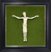 <span class='ref_item'>25 -</span> <span class="object_title">CRISTO CRUCIFICADO EN HUESO</span>   <p><span class="technique_material">Hueso</span><br><span class="technical_description">Enmarcado en madera y fondo en terciopelo verde.<br/>Medidas: 73 x 76,5cm</span><br></p>