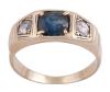 <span class='ref_item'>23 -</span> <span class="object_title">TRESILLO EN ORO 18KT, ZAFIRO Y DIAMANTES</span>  <p><span class="technical_description">Sortija tresillo realizada en oro de 18kt. Zafiro central en talla cojín con peso aprox 1.30ct y diamantes en talla rosa con peso total aprox 0.40ct<br/>Medida Sortija: 13 </span><br>Peso: <span class="PESO_HCES1">5,60</span> <span class="PESOUMED_HCES1">gr.</span><br></p>