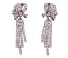 <span class='ref_item'>10 -</span> <span class="object_title">PENDIENTES DEMOSTABLES EN ORO 18KT Y DIAMANTES</span>  <p><span class="technical_description">Pareja de pendientes largos con movimiento, realizados en oro de 18kt. Formados por dos partes desmontables por un gancho, ambas adornadas con diamantes en talla brillante y baguette con peso total aprox 8.75ct (2.69ct la parte superior, 6.06ct la inferior) <br/>Cierre: Omega<br/>Longitud: 6,50cm<br/>RefC 56364-68121</span><br>Peso: <span class="PESO_HCES1">27</span> <span class="PESOUMED_HCES1">gr.</span><br></p>