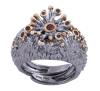 <span class='ref_item'>275 -</span> <span class="object_title">SORTIJA EN PLATA 925 CON CHAPADO EN ORO Y GRANATES ESPESARTINA. JOYERÍA DE AUTOR, PIEZA ÚNICA</span>  <p><span class="technical_description">Sortija realizada en plata de ley 925 con contraste y partes chapadas en oro. Motivo floral central y toda ella adornada por granates espesartina con peso total aprox 0.50ct. <br/>Medida Sortija: Regulable</span><br>Peso: <span class="PESO_HCES1">13</span> <span class="PESOUMED_HCES1">gr.</span><br></p>