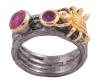 <span class='ref_item'>161 -</span> <span class="object_title">SORTIJA EN PLATA 925 CON CHAPADO EN ORO, RUBÍ Y GRANATE. JOYERÍA DE AUTOR, PIEZA ÚNICA</span>  <p><span class="technical_description">Sortija realizada en plata de ley 925 con contraste y partes chapadas en oro. Diseño con figura de araña sosteniendo un granate en talla redonda con peso aprox 0.20ct y rubí en cabujón redondo con peso aprox 0.60ct<br/>Medida Sortija: 15</span><br>Peso: <span class="PESO_HCES1">9,90</span> <span class="PESOUMED_HCES1">gr.</span><br></p>